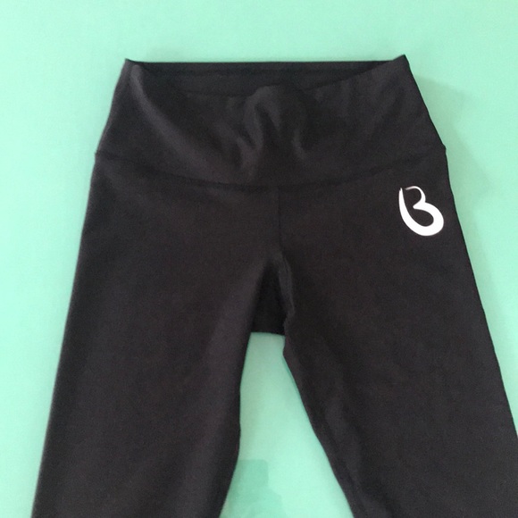 Activewear- brand new black leggings - Picture 2 of 7